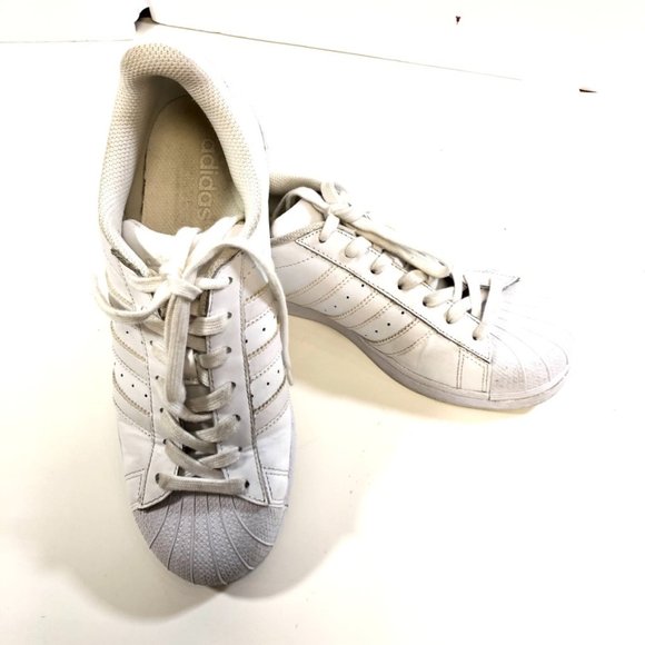 Women Adidas Superstar all white , sz 8,5 - Picture 3 of 6